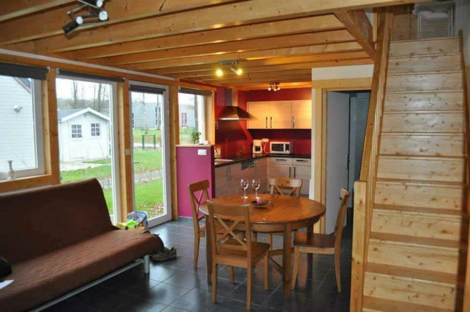 Bungalow Froid-Chapelle エクステリア 写真